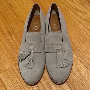 New Franco Sarto Taupe Tassel Suede Loafers Size 7 1/2